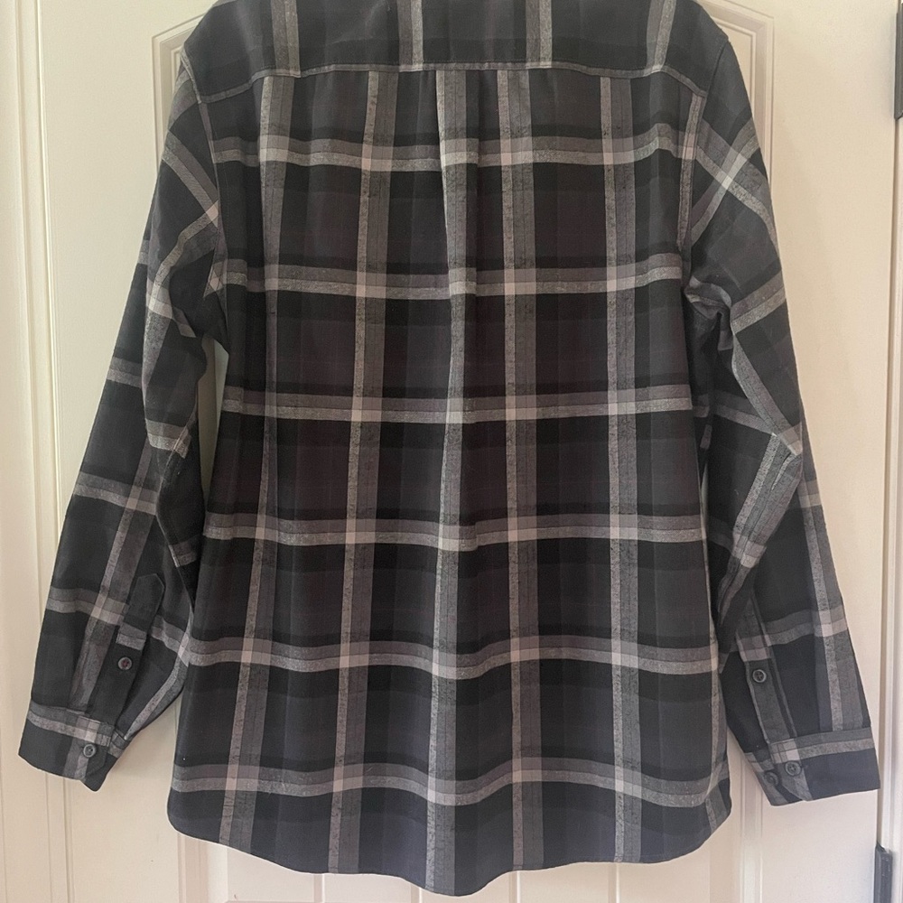 Eddie Bauer Black and Gray Plaid Button-Up Shirt - Picture 5 of 10